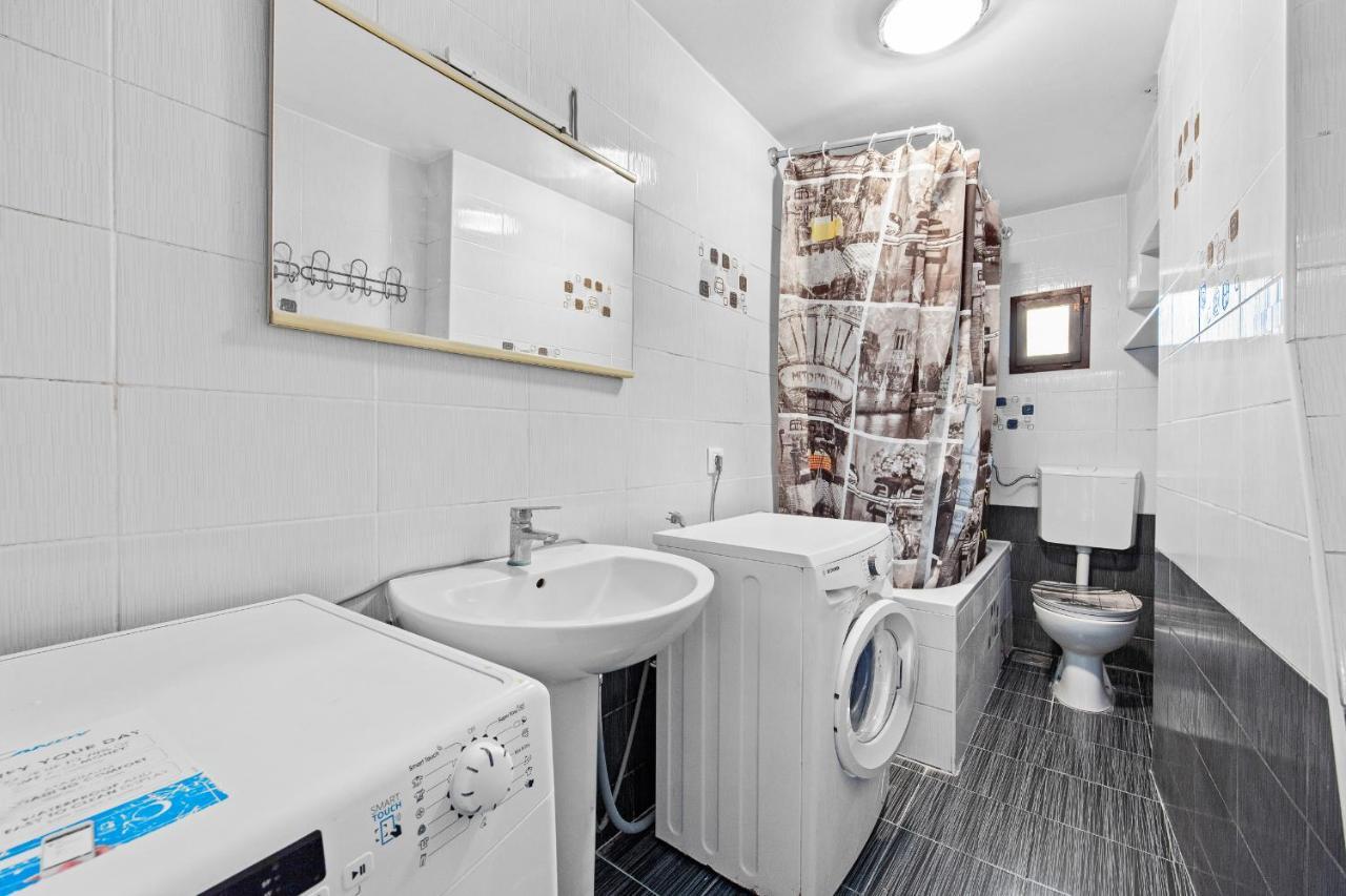 Pula Hostel מראה חיצוני תמונה