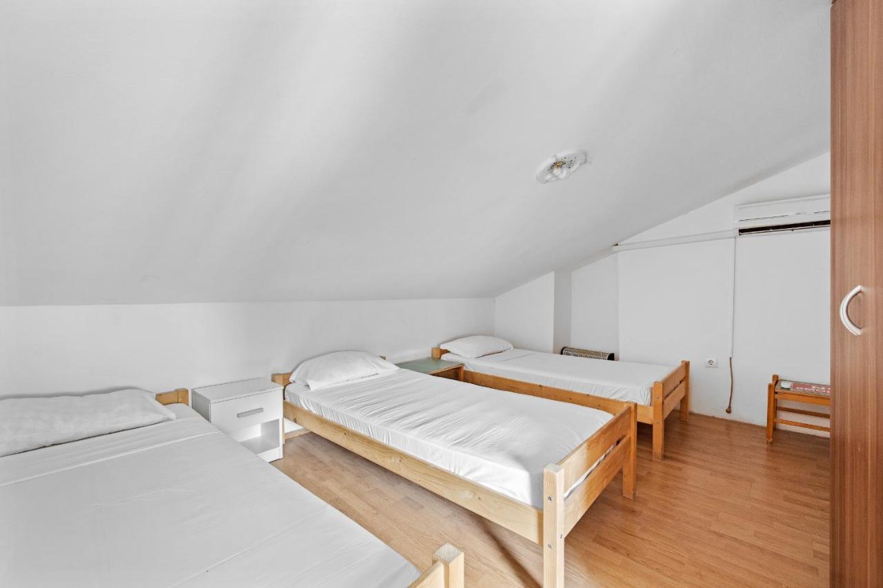 Pula Hostel מראה חיצוני תמונה